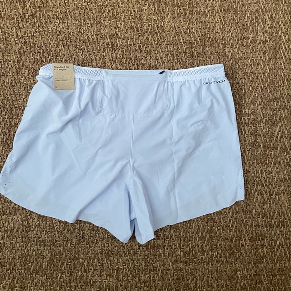 Nike AeroSwift Dri-Fit ADV 4" Running Shorts Men’s Size XL FN3352-010 New - Picture 2 of 4